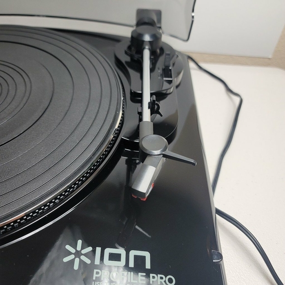 ION PROFILE LP Turntable (AC Mains Powered) Transfer Vinyl To MP3 Via PC Or Mac - Picture 10 of 12